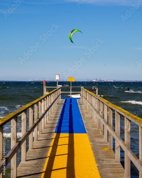 Obraz pier on the beach