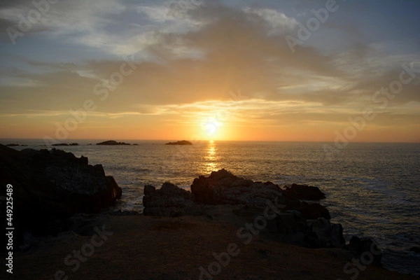 Fototapeta Sunset shines