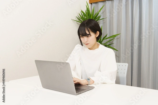 Obraz オフィスワーク、女性