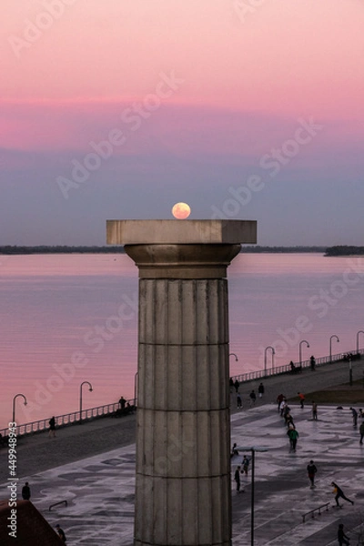 Obraz Moon River Column Sunset