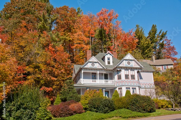 Obraz House with Fall Foliage