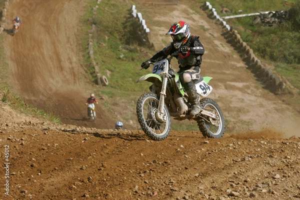 Fototapeta en haut d'une pente vertigineuse