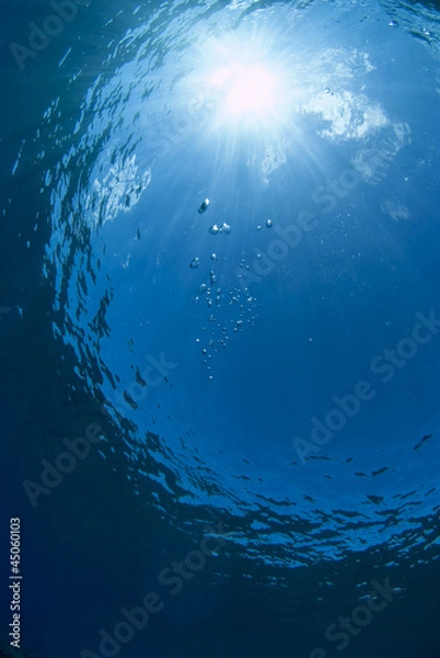Fototapeta 水中から見た太陽とバブル