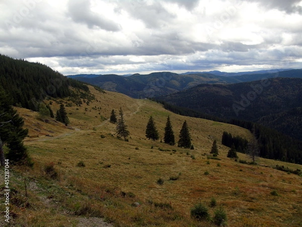 Fototapeta Beautiful autumn in the mountains