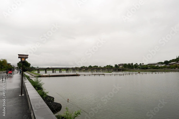 Obraz 曇りの嵐山