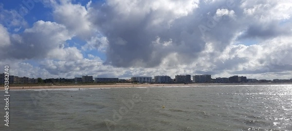 Obraz clouds over lake