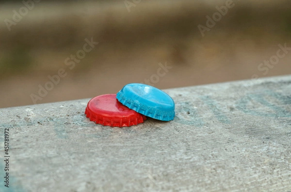 Obraz two soda caps closeup closeup