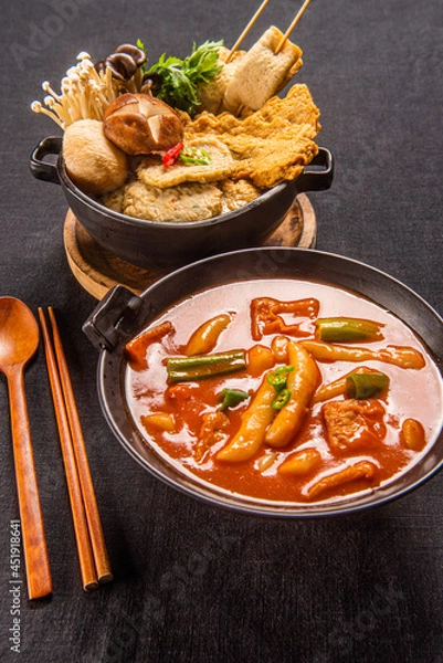 Obraz 고추장을 넣어 얼큰하고 맛있는 떡볶이