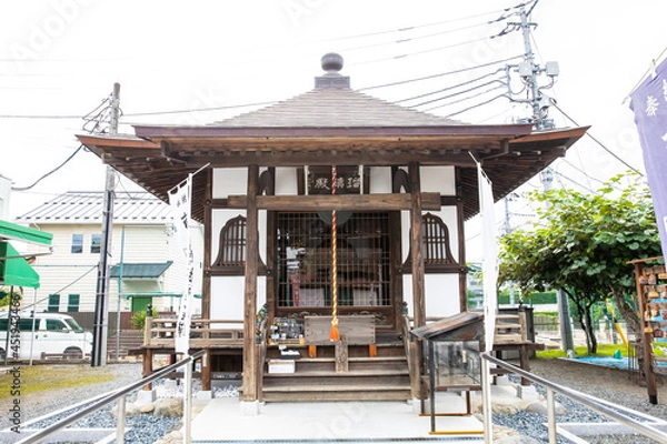 Fototapeta ​旗下山慈眼寺　慈眼寺　秩父　秩父市
秩父札所十三番　御花畑駅　祈願　祈祷　瑠璃殿