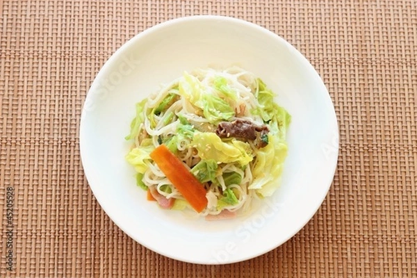 Obraz 野菜たっぷり焼きビーフン