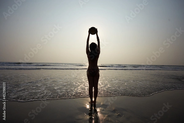 Obraz girl on the beach