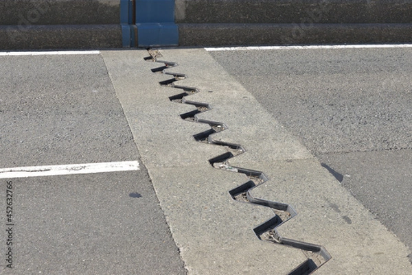 Obraz 道路橋脚の接合部