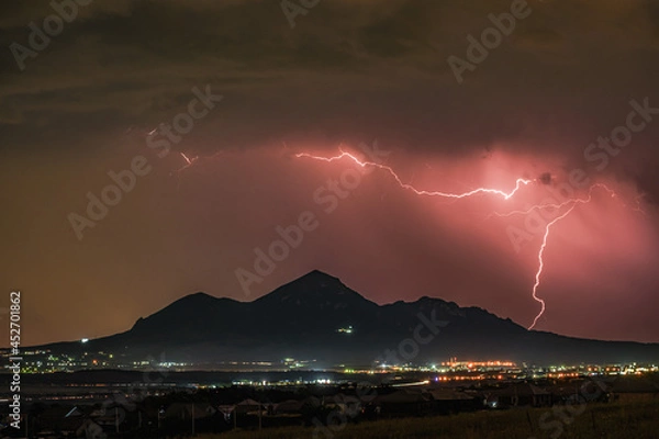 Obraz Thunderstorm over Mount Beshtau at night