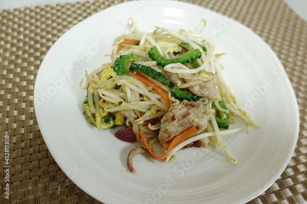 Fototapeta ゴーヤチャンプルーのアップ