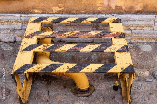 Fototapeta metal bench