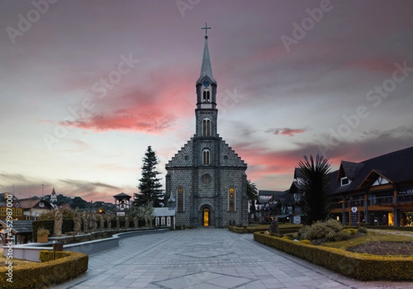 Fototapeta Igreja e Paróquia de São Pedro Av. Borges de Medeiros - Centro, Gramado - RS 