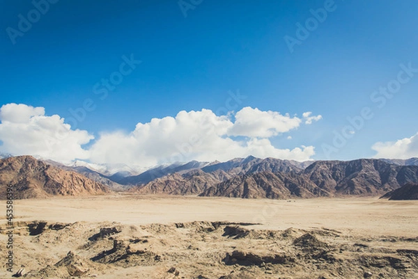 Fototapeta Leh city is a town in the Leh district of the Indian state of Jammu and Kashmir. It was the capital of the Himalayan kingdom of Ladakh.	

