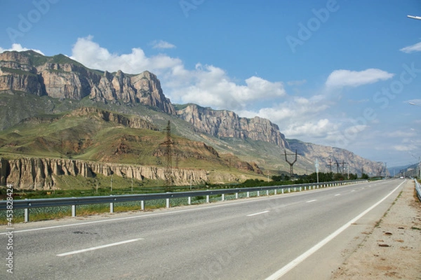 Fototapeta кавказ. Дорога