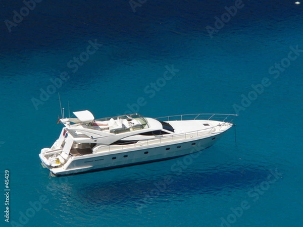 Fototapeta cumowanie na morzu