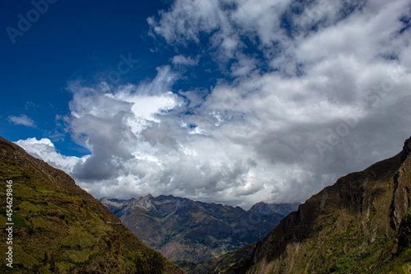 Obraz clouds in the mountains