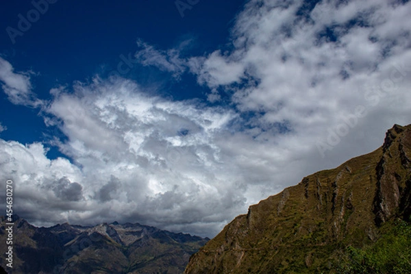Fototapeta clouds in the mountains