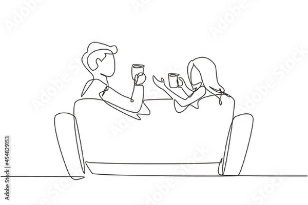 Fototapeta Single one line drawing back view romantic couple sitting at sofa, talking and drinking coffee. Man and woman have relaxing day off. Stay at home. Modern continuous line draw design graphic vector