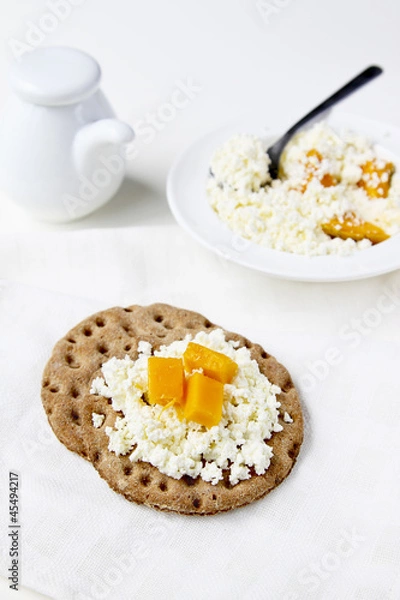 Obraz cottage cheese with mango pieces