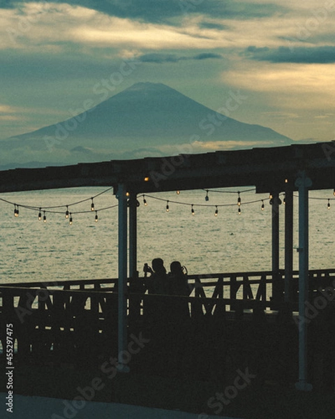 Obraz 富士山とカップル