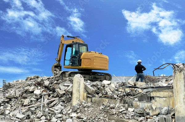Obraz ショベルカーの活躍する解体工事現場の画像
