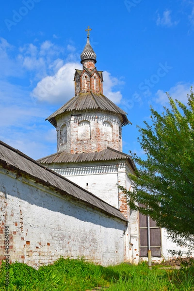 Fototapeta The Alexander Monastery was founded in 1240 by Prince Alexander Nevsky. It was abolished in 1764. In 2006 it was resumed as a monastery. Russia, Suzdal, August 2021.