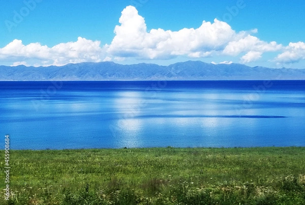 Obraz clouds over lake