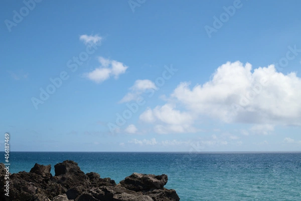 Fototapeta ocean and clouds