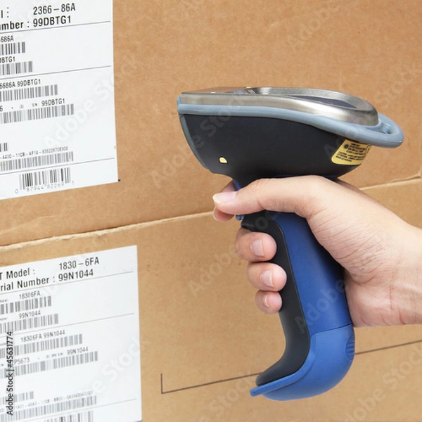 Obraz Scanning boxes with buletooth barcode scanner