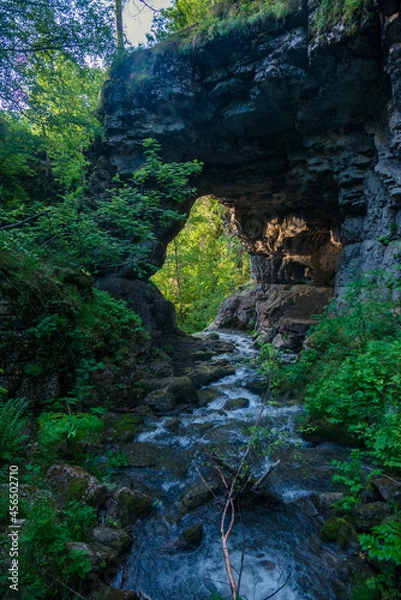 Obraz waterfall in the cave