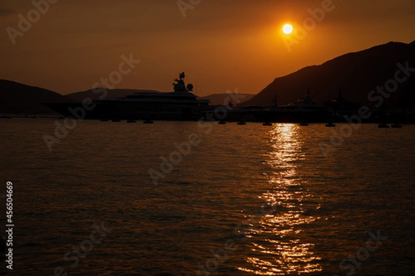 Obraz Sleeping vessels