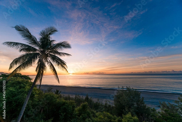 Obraz sunrise over the ocean