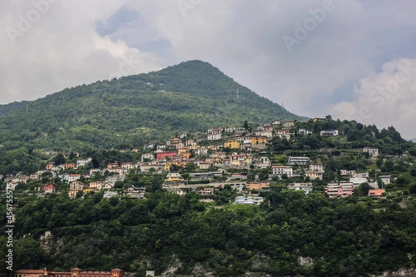 Obraz View of Traditional Old Buildings in Lake Como on a Rainy Day