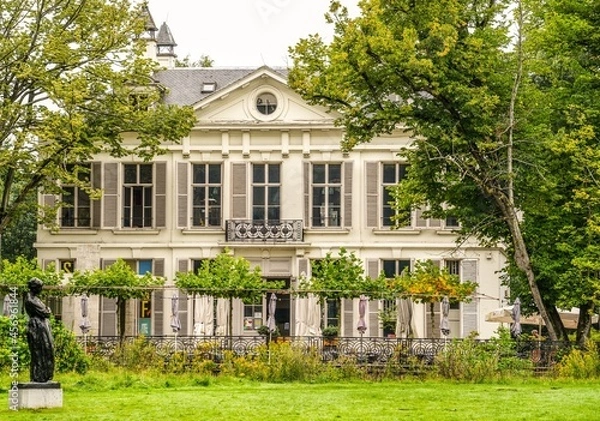 Fototapeta old house in the park