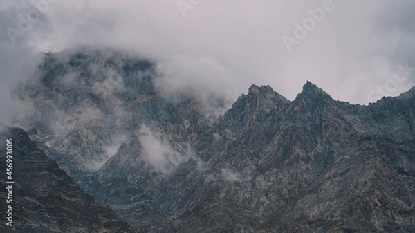 Fototapeta Misty Mountain
