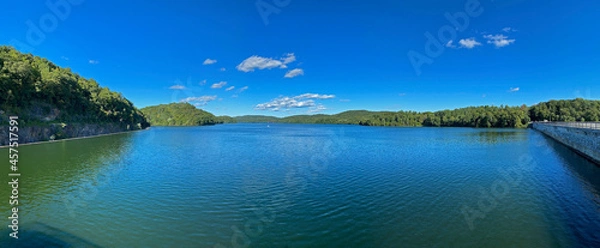 Obraz Wide angle of New Croton Dam river in NY