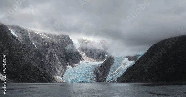 Obraz Panorama of Northerwestern Glacier at the end of a fjord in Kenai Fjords National Park, Alaska
