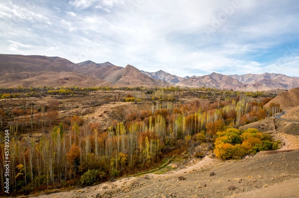Fototapeta fall in the mountains