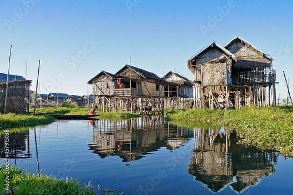 Fototapeta Houses on stilts at Inle (Inlay) Lake, Myanmar (Burma)