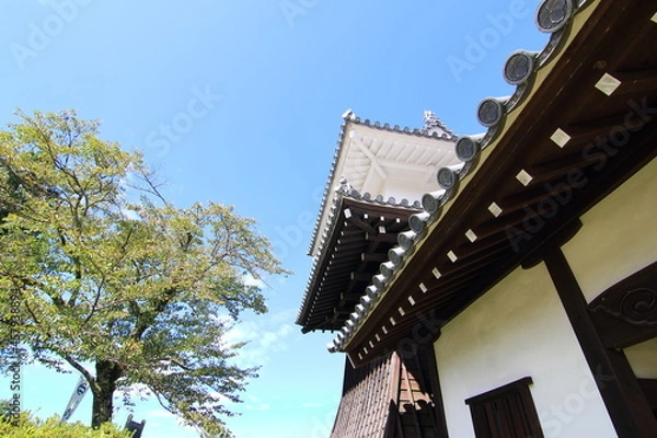 Fototapeta 晴天の岩村城太鼓櫓