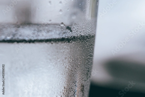 Obraz 水滴がついたグラス