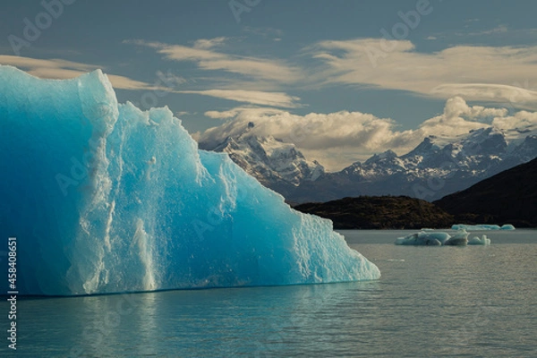Fototapeta Icebergs and mountains