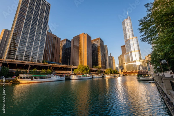Fototapeta The Chicago Riverwalk