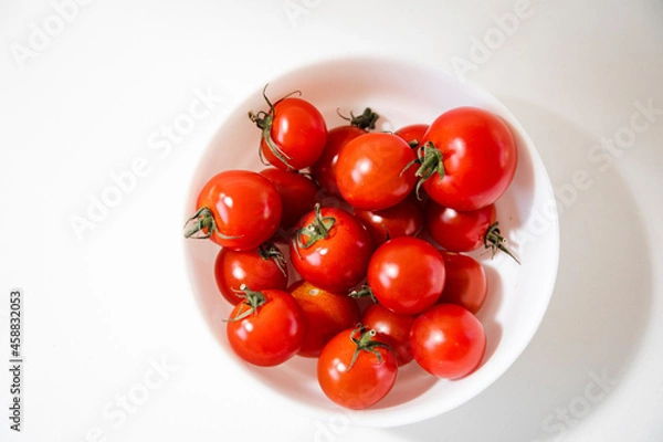 Obraz tomatoes on a plate