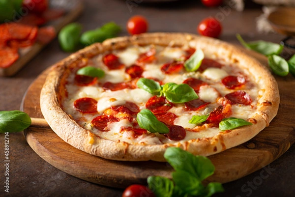 Obraz Salami neapolitan pizza