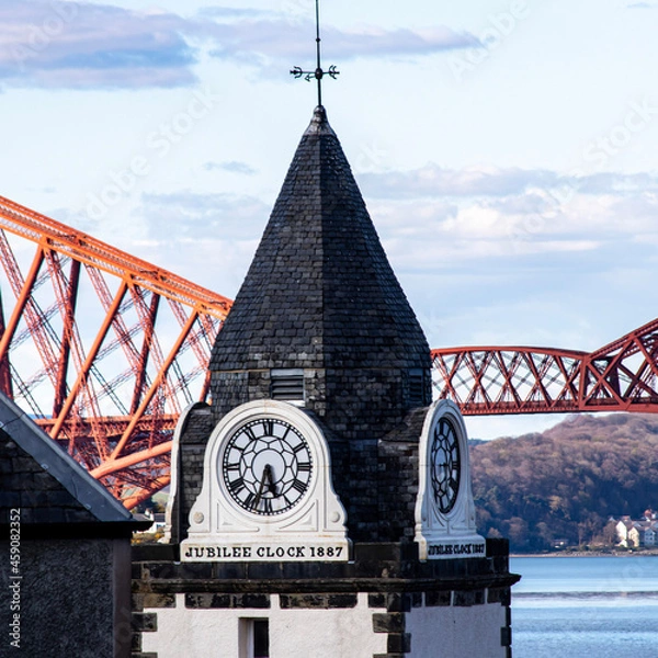 Obraz the tower in the city